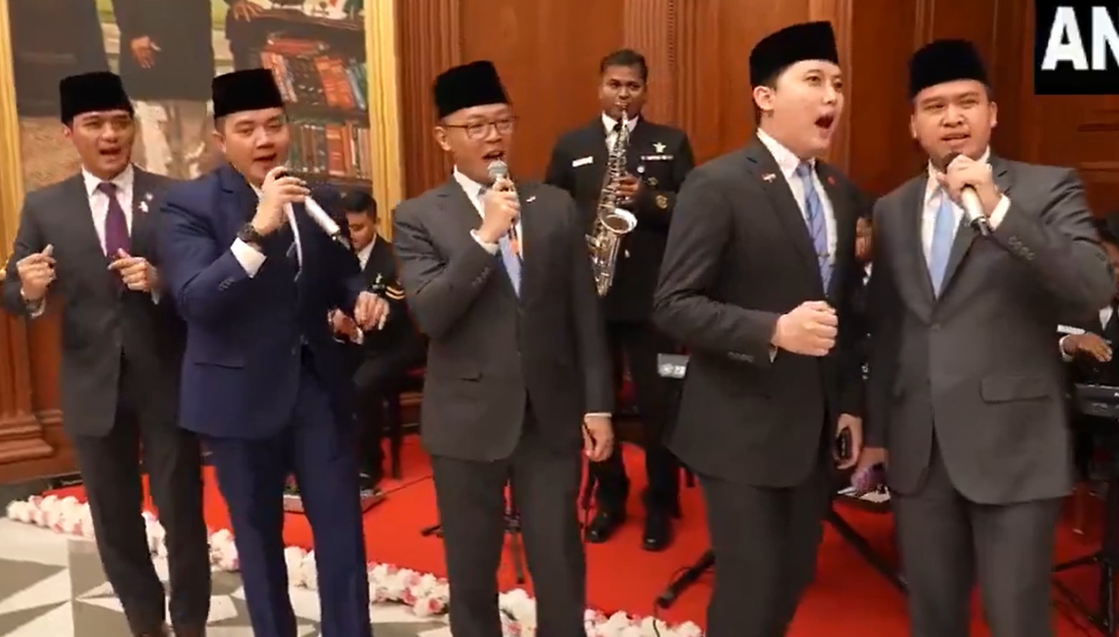 Mengaku Punya DNA India, Prabowo Ungkap Dengar Musik India, Saya Mulai Joget